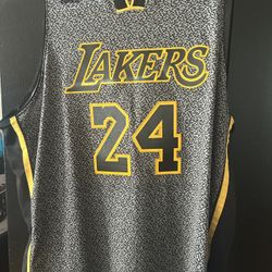 Kobe Bryant Jersey 