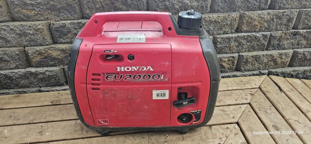 Honda EU2000i generator