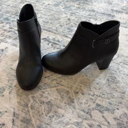 Black Boots