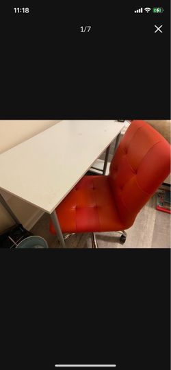 Desk + chair