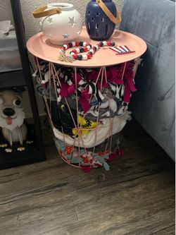 Blanket holder