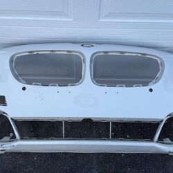 ORIGINAL 2014 2016 2016 BMW 5-SERIES F10 BASE FRONT BUMPER COVER