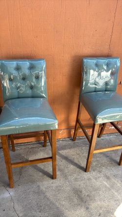 2 bar high chairs
