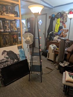 POLE LAMP/SHELF WITH PINK ROSES NON SMOKING HOME (5' 10" T)