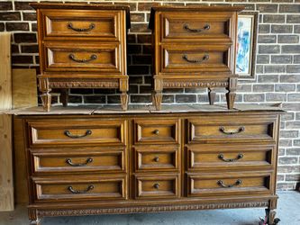 MCM Dresser set