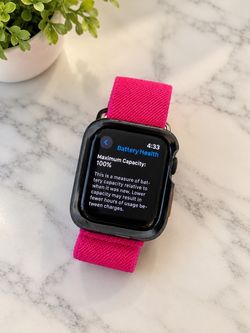 Apple Watch SE (2nd Generation) 44mm – Perfect Condition – $120