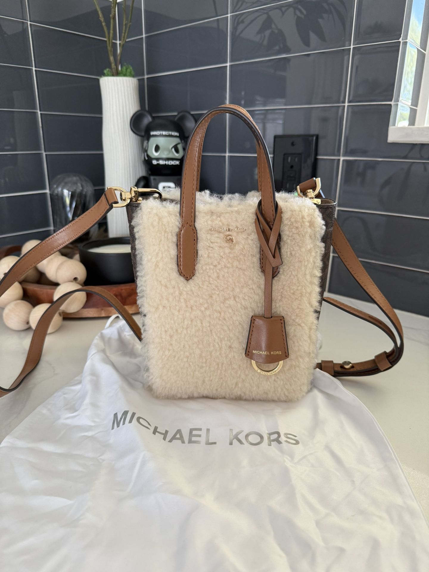 Michael Kors Crossbody Bag