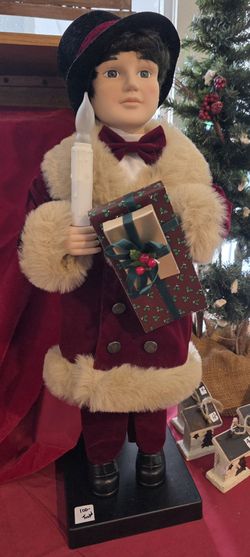 Animated Victorian Couple, 26" Tall-PLEASE READ DESCRIPTION 