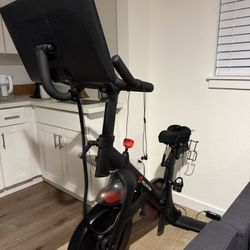 Peloton Bike 