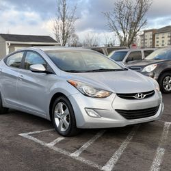 2012 Hyundai Elantra