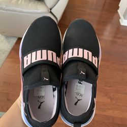 Puma Girls Slip On Sneakers
