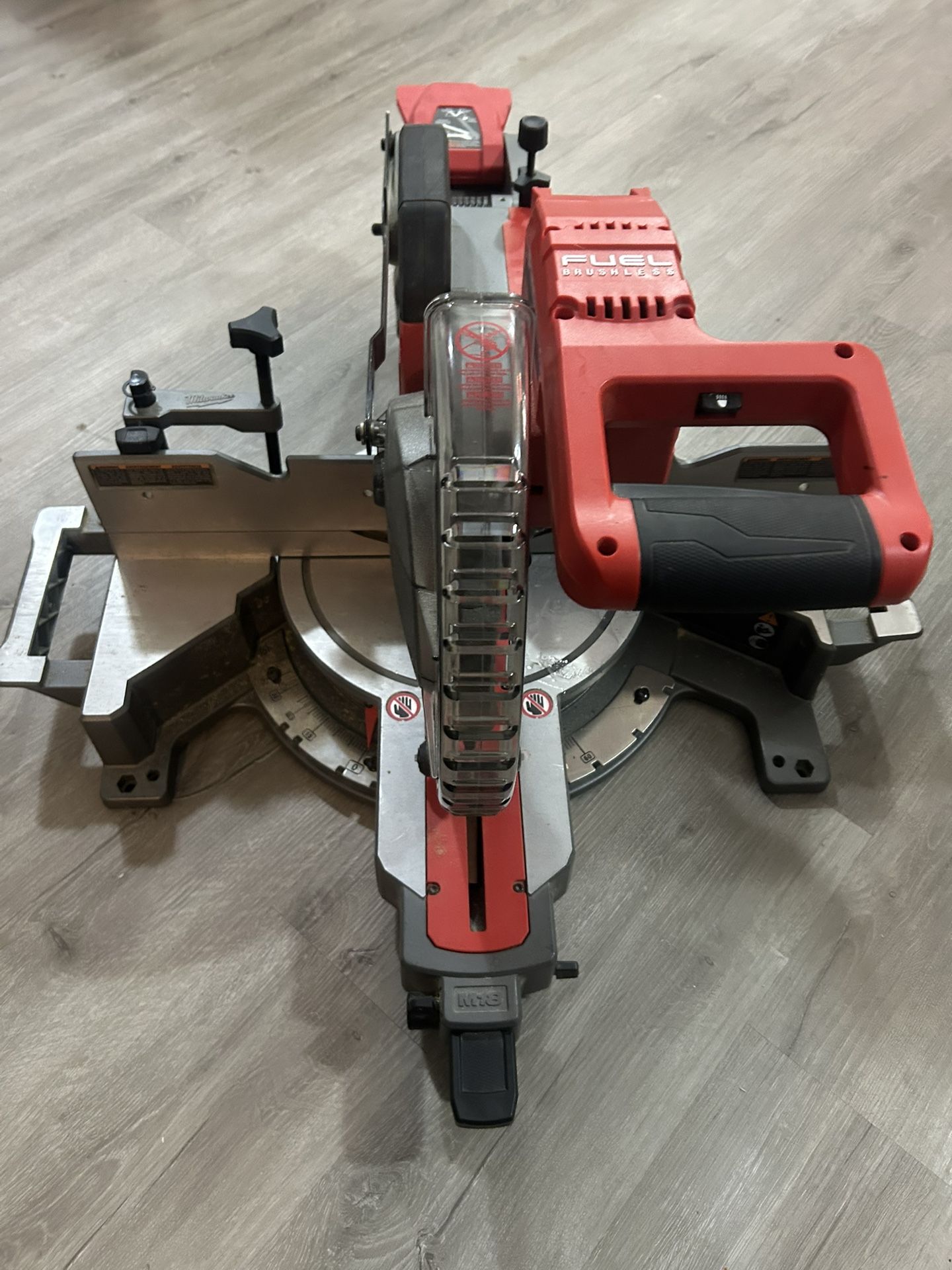 Milwaukee 10’ Dual Bevel Sliding Compound Miter Saw
