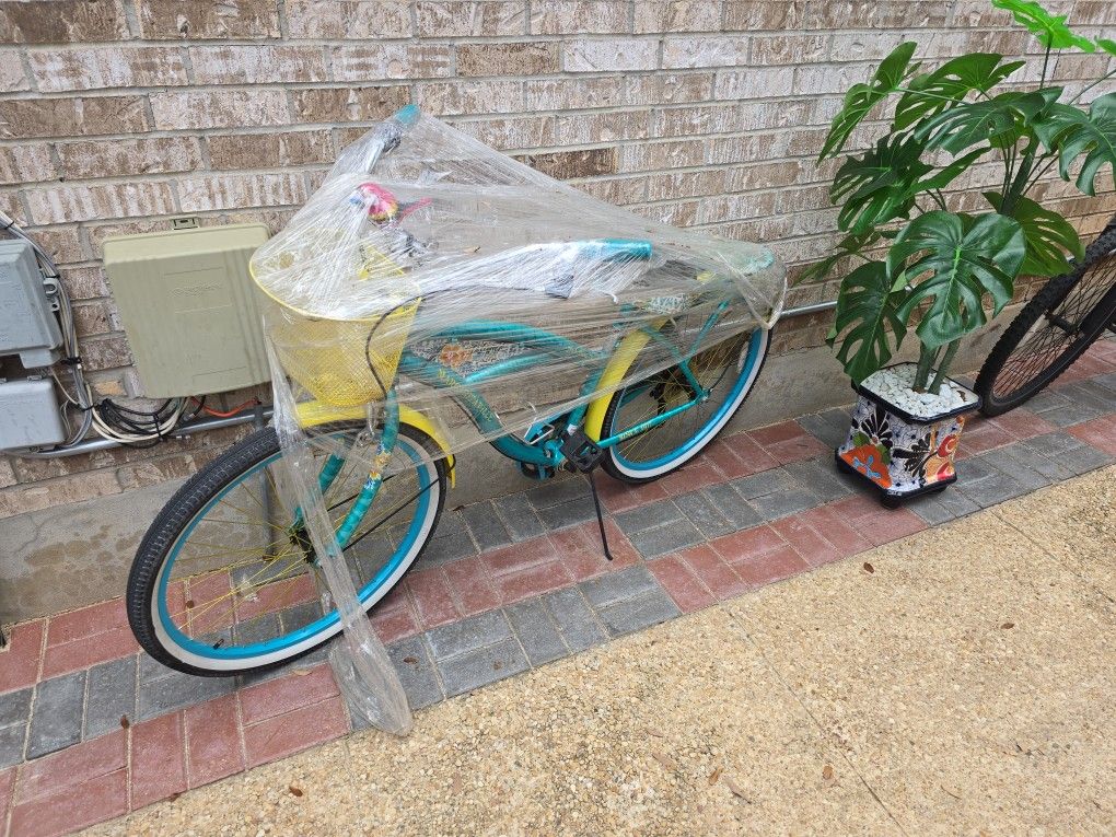 MargaritaVille Cruiser Bike