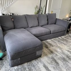 Sectional pullout Couch for Sale