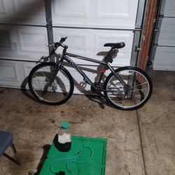 Raleigh  Mountain Bike..