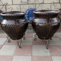New Flower Pots Made Out Of Clay 