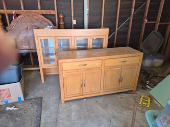 Dresser  and top
