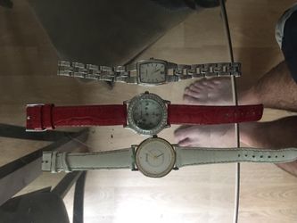 3 vintage ladies wrist watches. Edison, vernier fossil