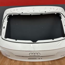 2018 2019 2020 2021 2022 2023 AUDI Q5 SQ5 Tailgate LIFTGATE Shell