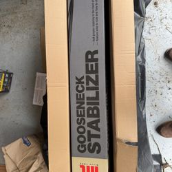 Gooseneck Stabilizer 30-44in