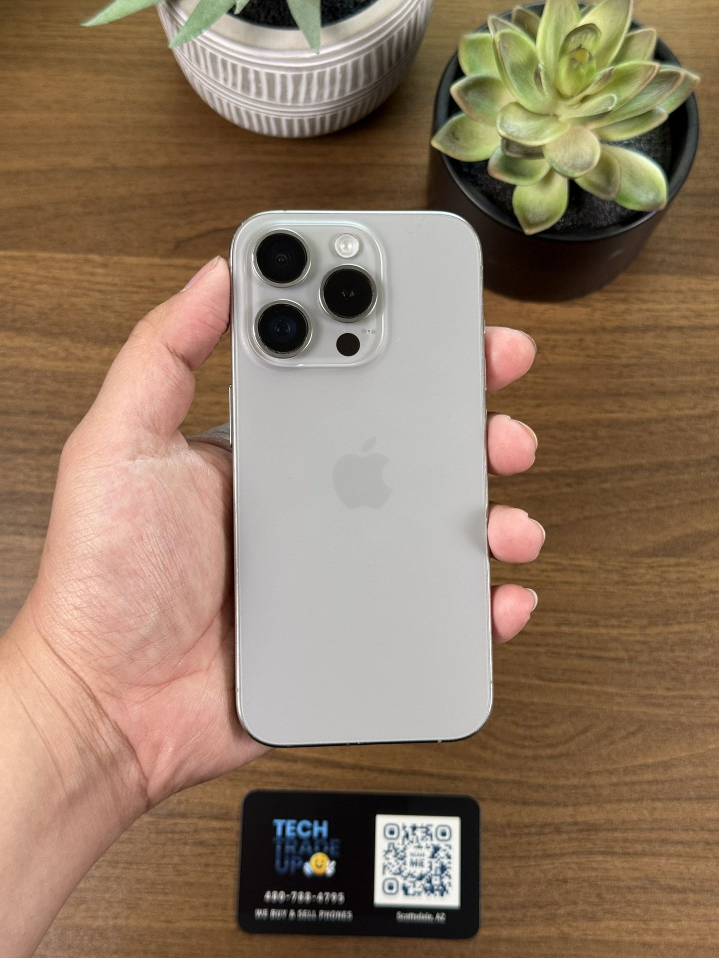 iPhone 15 Pro 256Gb Natural 🩶 Unlocked *Free Delivery At Full Price*