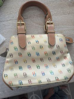 Adorable Little Dooney And Burke Purse