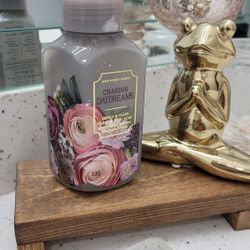 Wood Riser Soap Holder