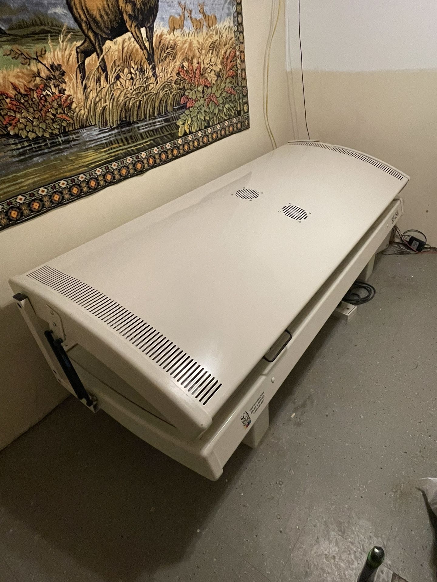 Tanning Bed SCA Wolf System Series 3 324SL