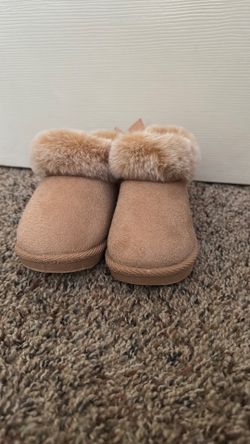 Kid boots