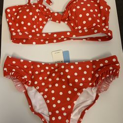 Woman’s two pice swimming suit