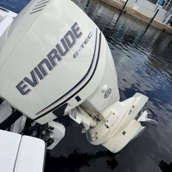 2013 Evinrude E tec 200