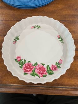 Ceramic pie dish
