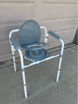 Bedside toilet / commode- used 3 times