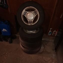 Mustang Rims 15" with Tires