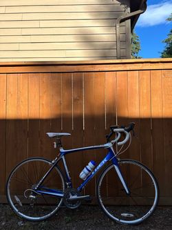 Trek Madone 4.5 Carbon Road Bike – 56cm, Shimano Ultegra