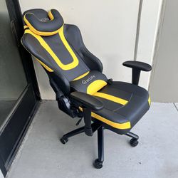 New In Box ECLIFE Gaming Gamer Game Office Computer Chair With Massaging Lumbar Pillow Black With Yellow Accent Furniture