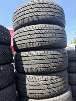 275/50r22 BRIDGESTONE en perfectas condiciones de vida las 4