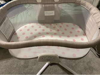 Halo Bassinest Swivel sleeper