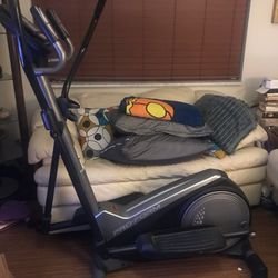 Elliptical exercise machine