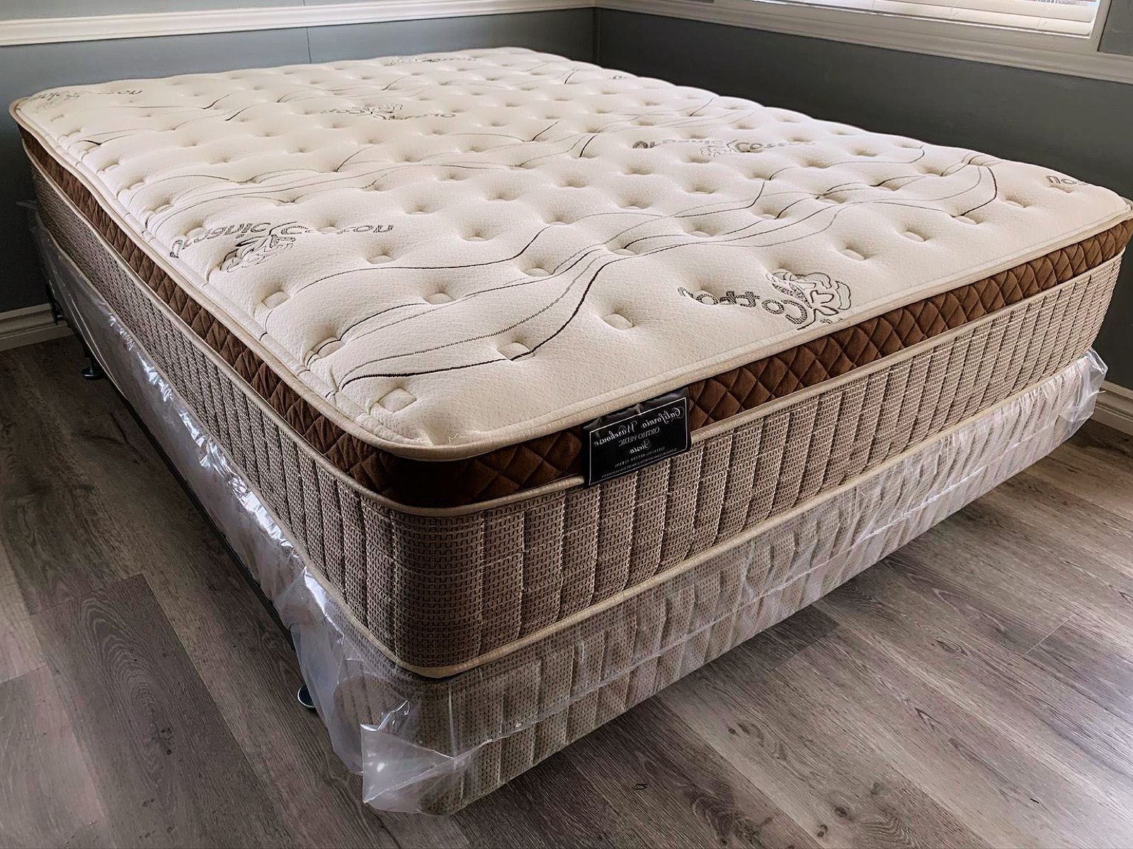 Ck Organic Cloud Edition Europillow Top 12inch Mattress!!