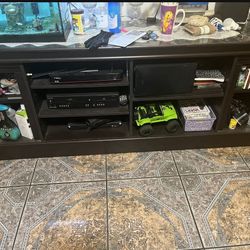 TV Stand With Door on The Side 