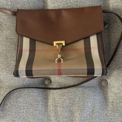Burberry Purse