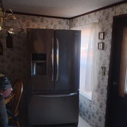 Frigidaire French Door Refrigerator 