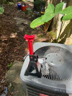 Jack Stand with Red Handle