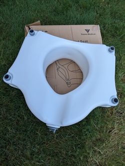Vaughn Medical Raised Toilet Seat