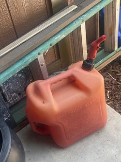 AC Gas Can & Propane Tanks