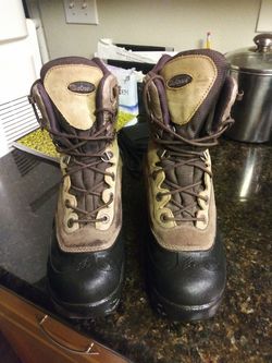 Lacrosse hiking boots