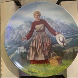 Knowles Sound of Music - Sound of Music Plate #18390A Collector Plate