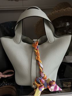 Hermes picotin preowend like new