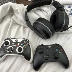 Xbox Controllers And Headset